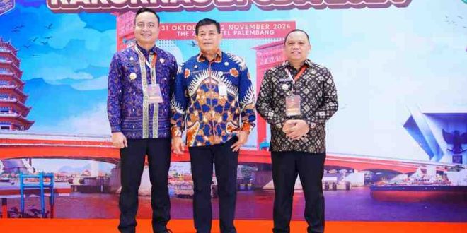 Pj Bupati Mub, Sandi Fahlepi saat hadir di Rapat Koordinasi Nasional Badan Pengembangan Sumber Daya Manusia Tahun 2024 di The Zri, Palembang, Jumat (1/10/2024). Foto: Kominfo Muba.