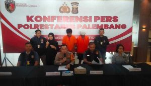 Dua pencuri motor yang terekam CCTV ditangkap polisi, Rabu (13/11/2024). Foto: Sumselheadline/Ela.