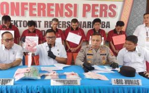 Polisi rilis para tersangka kasus pengedar dan pengguna narkoba di Palembang, Rabu (13/11/2024). Foto: Sumselheadline/Ela.