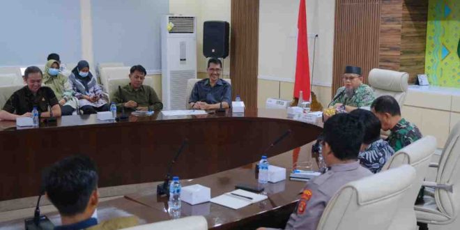 Pemerintah Kabupaten Musi Banyuasin (Muba) melalui Badan Penanggulangan Bencana Daerah (BPBD) Kabupaten Muba, menggelar Seminar Desa Tangguh Bencana (Destana). Acara berlangsung di Ruang Rapat Serasan Sekate, Jum'at (29/11/2024). Foto: Kominfo Muba.
