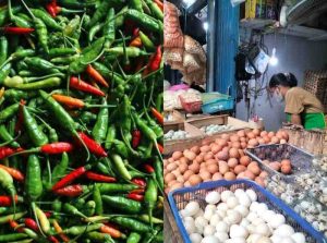 Telur dan cabai yang diperjualbelikan di salah satu pasar tradisional di Palembang. Foto: Dok Sumselheadline.