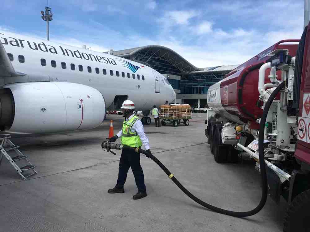 Maskaia Garuda Indonesia sedang mengiisi bahan bakar. Foto: ISt