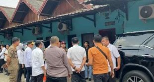 Polisi yang melakukan penyidikan di Diskotek DA, yang beberapa waktu lalu ada kericuhan pengunjung. Foto: Dok Polisi.