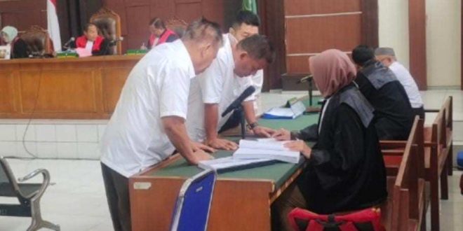 Suasana sidang kasus jargas SPT2J dengan terdakwa mantan Dirut, Ahmad Novan, Jumat (13/12/2024). Foto: Sumselheadline/Ela.