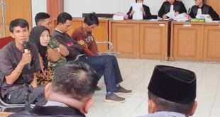 Para saksi yang dihadirkan dalam sidang oknum Kades Harimau Tandang Kabupaten Ogan Ilir bernama Syamsul di PN Tipikor Palembang, Selasa (3/12/2024). Foto: Sumselheadline/Ela.