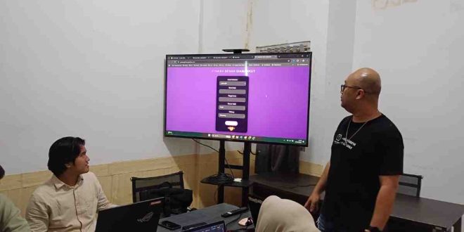 Empat mahasiswa Unsri yang memaparkan teknologi AI untuk mencari jodoh. Foto: Sumselheadline/Pitria.