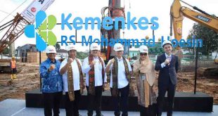 Sekretaris Daerah  (Sekda) Sumatera Selatan (Sumsel)  Drs H Edward Candra MH menghadiri peresmian Groundbreaking Construction Work for Mohammad Hoesin Oncology Center Building Hospital di RSMH Palembang, Rabu (8/1/2025). Foto: Humas Pemprov Sumsel,