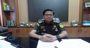 Kasi Pidsus Kejari Lubuklinggau, Achmat Arjansyah Akbar Artikel ini telah tayang di Sripoku.com dengan judul Dugaan Korupsi Dana BOS, Eks Kepsek di Musi Rawas Kembali Mangkir dari Panggilan Kejari Lubuklinggau, https://palembang.tribunnews.com/2025/02/10/dugaan-korupsi-dana-bos-eks-kepsek-di-musi-rawas-kembali-mangkir-dari-panggilan-kejari-lubuklinggau?utm_source=headline-4. Penulis: Eko Hepronis | Editor: Yandi Triansyah. Foto: Dok Sripoku.com