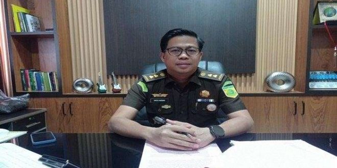 Kasi Pidsus Kejari Lubuklinggau, Achmat Arjansyah Akbar Artikel ini telah tayang di Sripoku.com dengan judul Dugaan Korupsi Dana BOS, Eks Kepsek di Musi Rawas Kembali Mangkir dari Panggilan Kejari Lubuklinggau, https://palembang.tribunnews.com/2025/02/10/dugaan-korupsi-dana-bos-eks-kepsek-di-musi-rawas-kembali-mangkir-dari-panggilan-kejari-lubuklinggau?utm_source=headline-4. Penulis: Eko Hepronis | Editor: Yandi Triansyah. Foto: Dok Sripoku.com