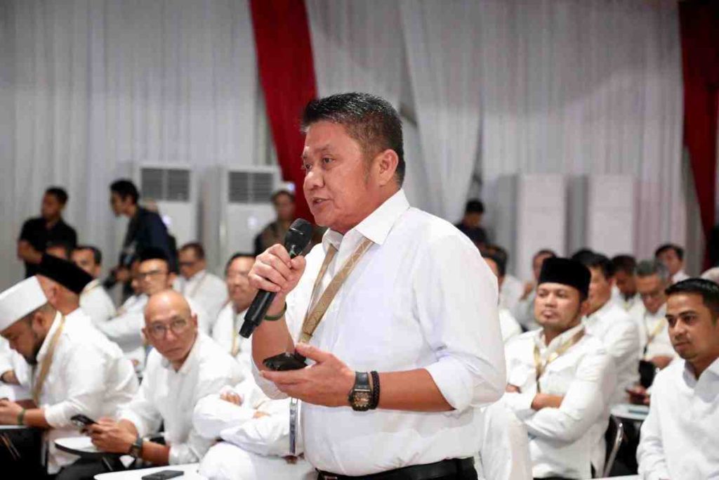Gubernur Sumsel, Herman Deru saat bertanya pada paparan kebangsaan di Magelang. Foto: HUmas Pemprov Sumsel.