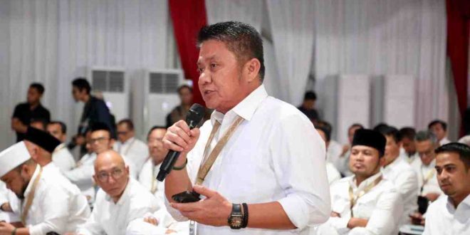 Gubernur Sumsel, Herman Deru saat bertanya pada paparan kebangsaan di Magelang. Foto: HUmas Pemprov Sumsel.