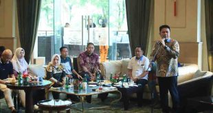Gubernur Sumsel terpilih, Hermen Deru gelar pertemuan dengan sejumlah bupati/walikota se-Sumsel terpilih di Hotel Borobudur, Jakarta, Minggu (16/2/2025). Foto: Humas Pemprov Sumsel.