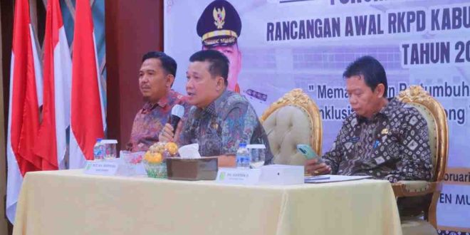 Rapat Forum Konsultasi Publik untuk rancangan awal dalam penyusunan RKPD Kabupaten Muba Tahun 2026, Jum'at (7/2/2024) bertempat Auditorium Pemkab Muba, JUmat (7/2/2025). Foto: KOminfo MUba.