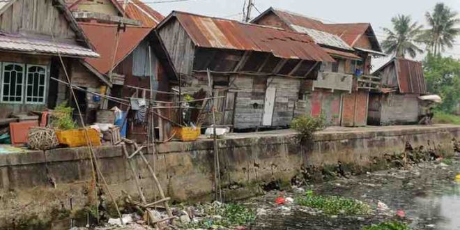 Salah satu kawasan kumuh di Seberang Ulu, Palembang. Foto: Dok Sumselheadline.