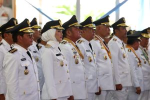 Gubernur Sumsel, Herman Deru saat bersama ribuan kepala daerah lainnya dilantik Presiden RI Prabowo Subianto, Kamis (20/2/2025) pagi. Foto: Humas {Pemprov SUmsel.