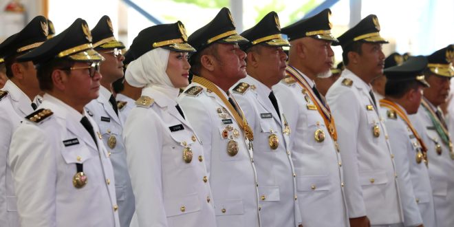 Gubernur Sumsel, Herman Deru saat bersama ribuan kepala daerah lainnya dilantik Presiden RI Prabowo Subianto, Kamis (20/2/2025) pagi. Foto: Humas {Pemprov SUmsel.