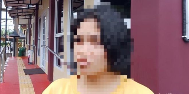 MM, yang melapor ke Propam atas dugaan KDRT suaminya yang oknum polisi. Foto: dok detik.com.