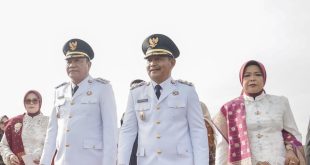 Bupati Muba, M Toha dan istri, bersama Wabup Rohman dan istri. Foto: Kominfo Muba.