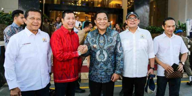 Bupati Muba, HM Toha bersama para pengursu GAPKI Sumsel, Kamis (20/3/2025). Foto: Kominfo Muba.