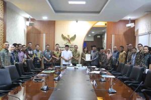 Gubernur Sumsel, Hermam Deru menerima kunjungan Bupati Muba, HM Toha dan jajaran, Kamis (27/3/2025). Foto: Humas Pemprov Sumsel.