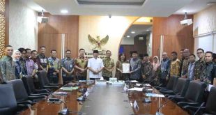 Gubernur Sumsel, Hermam Deru menerima kunjungan Bupati Muba, HM Toha dan jajaran, Kamis (27/3/2025). Foto: Humas Pemprov Sumsel.