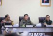 Gubernur Sumsel, Herman Deru saat mengikuti rapat bersama Mendagri secara virtual, Jumat (21/3/2025). Foto: Humas Pemprov Sumsel.
