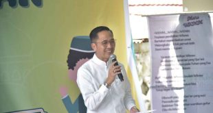 Walikota Palembang, Ratu Dewa meresmikan Rumah Quran Yayasan Wong Kito Mari Mengaji (WKMM) yang terletak di Kelurahan 23 Ilir, Kecamatan Bukit Kecil, Jumat (14/3/2025). Foto: Kominfo Palembang.