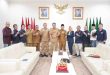 Intan Heldiana Putri, Ketua PWI Muba terpilih, bersama Bupati Muba, HM Toha, Rabu (19/3/2025). Foto: Kominfo Muba.
