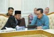 Wakil Walikota (Wawako) Palembang Prima Salam didampingi Kepala Dinas Tenaga Kerja Rediyan Deddy Umrien menerima audensi dari BPJS Ketenagakerjaan di Ruang Rapat II Setda Kota Palembang, Kamis (20/3/2025). Foto: Kominfo Palembang.