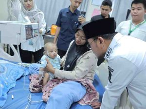 Wakil Walikota Palembang, Prima Salam saat mengunjungi RS BARU, Rabu (5/3/2025). Foto: Kominfo Palembang.
