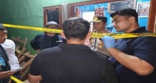 Kapolres Mura, AKBP Andi Supriadi memimpin langsung penemuna lima warga yang keracunan, Jumat (28/2/2025). Foto: IST