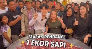 Suasana masak rencang di kuali raksasa dipelataran BKB Palembang. Foto: IG @willie27