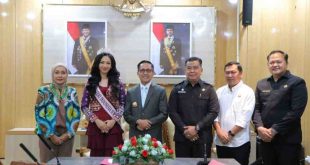 Putri Indonesia Sumsel, Salma bersilaturrahim ke Walikota Palembang, Ratu Dewa, Rabu (5/3/2025). Foto: Kominfo Palembang.