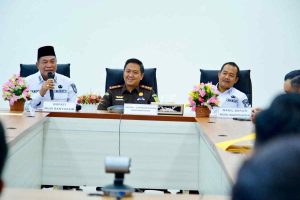 Bupati Muba HM Toha dan Wabup Rohman bersilaturrahim dengan Kejari Muba, Roy Riady, SH, Rabu (5/3/2025). Foto: Kominfo Muba.