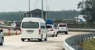 Sejumlah kendaraan yang mulai melintasi tol Musi Landas-Pulau Rimau, Betung,Senin (24/3/2025). Foto: screenshot IG Askolani.