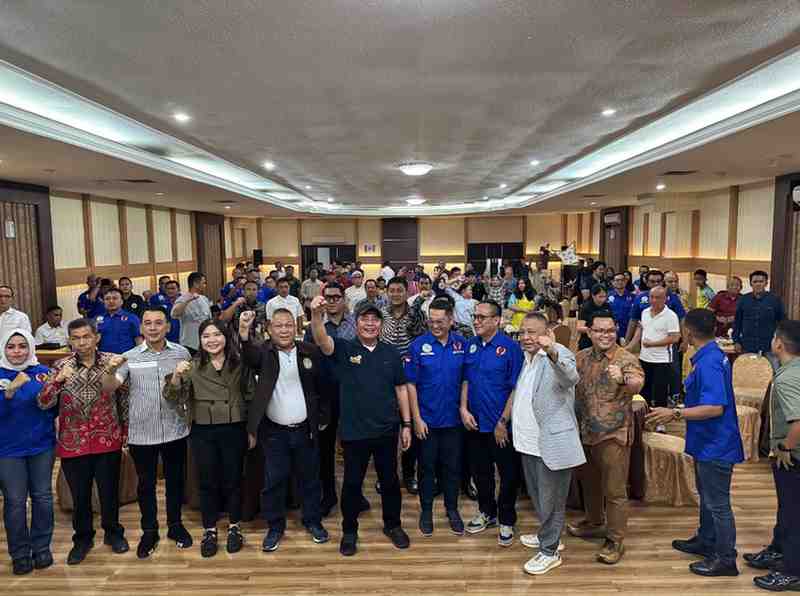 Gubernur Sumsel, Herman Deru hadir pada pelantikan pengurus PTSMI Palembang, Sabtu (19/4/2025). Foto: Humas Pemprov Sumsel.
