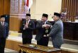 Ketua DPRD Sumsel, Andie Dinialdie meyerahkan rekomendasi DPRD Sumsle terhadap LKPJ Gubernur Sumsel TA 2024, Senin (28/4/2025). Foto: Humas Pemprov Sumsel.