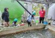 Tim RSUD Sekayu secara rutin mengecek limbah buangan rumah sakit. Foto: Dok RSUD Sekayu.