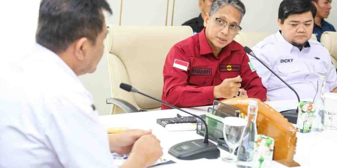 Bupati Muba, HM Toha menerima audiensi Direktur Utama Petro Muba, Khadafi dan jajaran, Rabu (8/4/2025). Foto: Kominfo Muba.