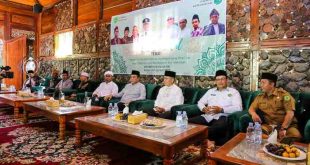 Bupati Muba HM Toha hadiri silaturahmi dan halal bihalal bersama Dewan Pengurus Daerah Forum Pondok Pesantren (DPD Forpess) Kabupaten Musi Banyuasin di Pondok Pesantren Hidayatul Fudhola Walisongo, Kecamatan Sungai Lilin, Selasa (29/4/2025). Foto: Kominfo Muba.
