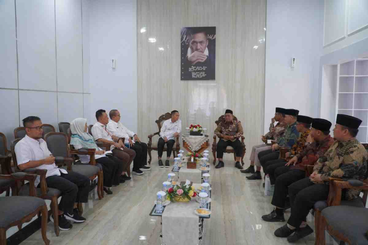 Pengurus LDII Palembang audiensi dengan Walikota Palembang, Ratu Dewa, Rabu (28/5/2025). Foto: Kominfo Palembang,