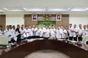 Rapat pembentukan Kelompok Kadarkum dan pendaftaran pelatihan paralegal angkatan II di Ruang Rapat Serasan Sekate, Sekretariat Daerah Kabupaten Muba, Rabu (21/5/2025). Foto: Kominfo Muba.