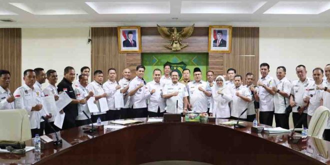 Rapat pembentukan Kelompok Kadarkum dan pendaftaran pelatihan paralegal angkatan II di Ruang Rapat Serasan Sekate, Sekretariat Daerah Kabupaten Muba, Rabu (21/5/2025). Foto: Kominfo Muba.