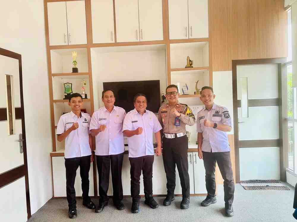 Jajaran Kominfo dan polisi di Muba, siap berkolborasi berantas penyalahgunaan m,edia sosial. Foto: Kominfo Muba.