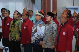 Wakil Walikota Palembang, Prima Salam bersama para pengurus DKP Palembang, Jumat (16/5/2025). Foto: Sumselheadline/Pitria.