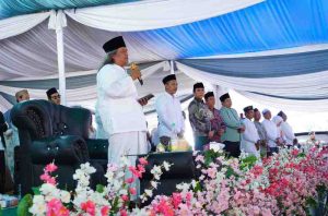 Wabup Muba, Rohman hadiri haul dan tasyakuran Keluarga Besar Bapak Sugeng Budiarto bin Thoha Basyirudin di Lapangan Sepak Bola Desa Sumbersari, Kecamatan Tungkal Jaya, Senin (12/5/2025). Foto: Kominfo Muba.
