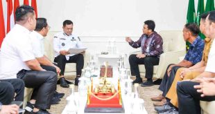 Bupati Muba, HM Toha menerima pimpinan BJS Ketenagakerjaan dan ahli warus penerima manfaat jaminan sosial ketenagakerjaan, Rabu (28/5/2025). Foto: Kominfo Muba.