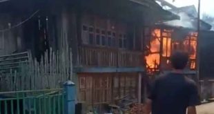 Api melahap dua rumah di Tanah Abang. Namun berhasil dicegah agar tidak meluas, Kamis (5/6/2025). Foto: Kominfo Muba.