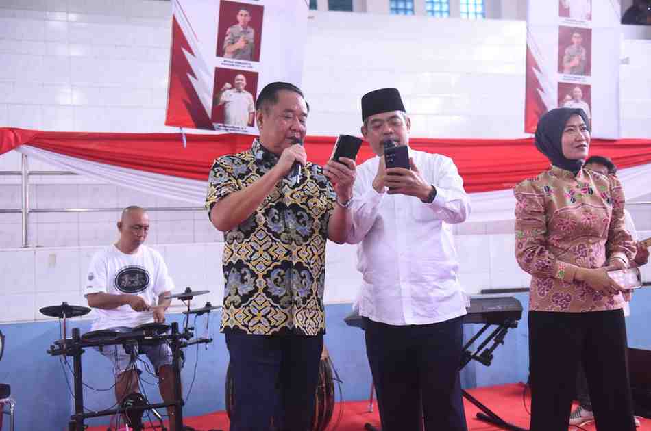 Wagub Sumsel, Cik Ujang saat melakukan monitoring percepatan pembentukan Koperasi Merah Putih di Lahat, Senin (9/6/2025). Foto: Humas Pemprov Sumsel.