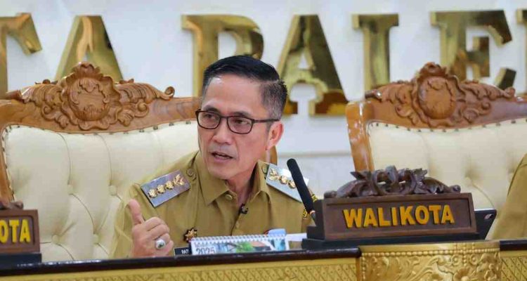 Walikota Palembang, Ratu Dewa memimpin rapat evaluasi kinerja OPD, Selasa (29/7/2025). Foto: Kominfo Palembang.